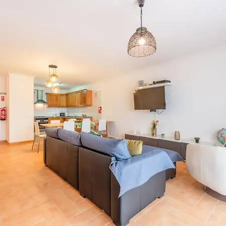 Guestready - Holliday House - * Ericeira