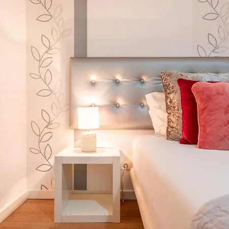 Daire Guestready - Holliday House - *